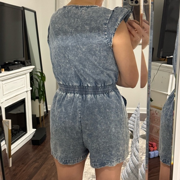 Cute Girly Flare Sleeves Blue Denim Pull Up Stretch Romper - Picture 3 of 11